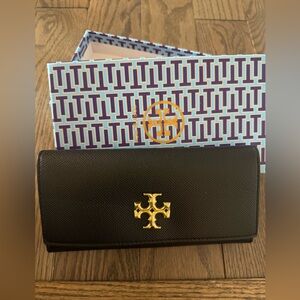 Tory wallet, new